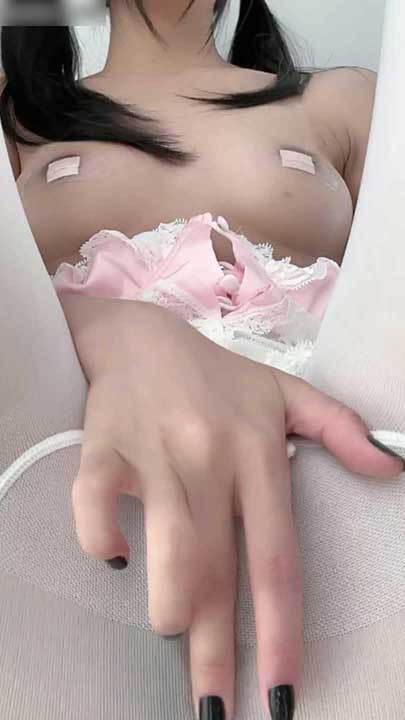 推特 布丁大法 最新真空丝袜性感自拍合集10V