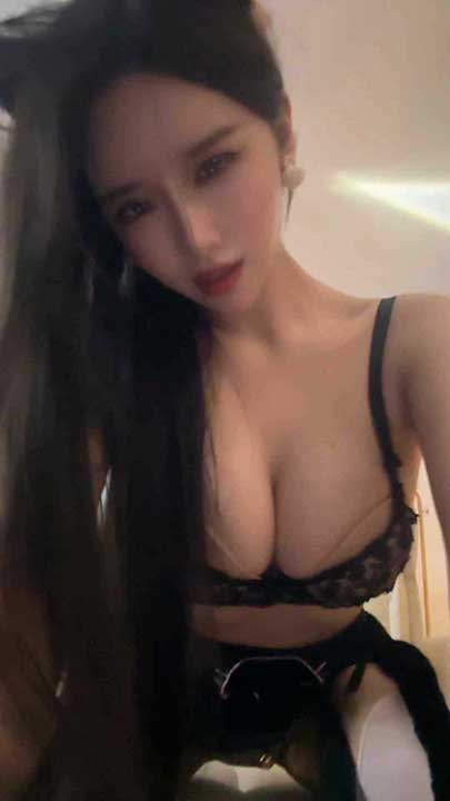 网易CC 小恩雅 土豪定制猫耳女友，男友视角模拟1V【15分1.7G】